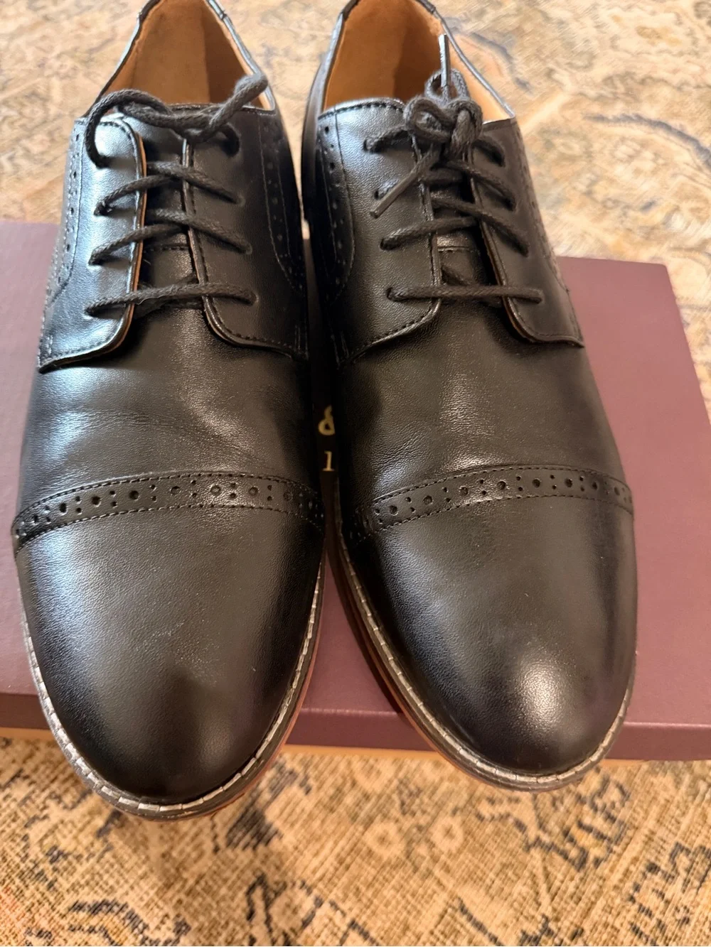 Johnston & Murphy Men’s Black Leather Wingtip Dress Shoes - size 7